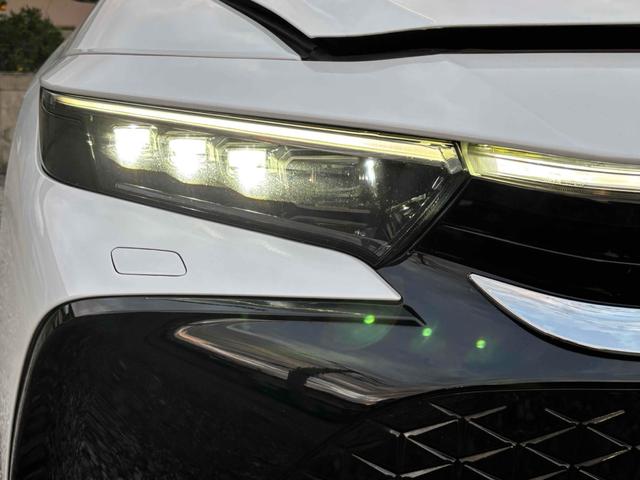 クラウンクロスオーバー Gアドバンスド・レザーパッケージ モデリスタエアロ パノラミックビュー デジタルインナーミラー 黒革レザーシート BSM シートヒーター 4WD レーンアシスト パワーシート 衝突被害軽減システム(27枚目)