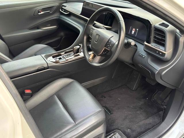 クラウンクロスオーバー Gアドバンスド・レザーパッケージ モデリスタエアロ パノラミックビュー デジタルインナーミラー 黒革レザーシート BSM シートヒーター 4WD レーンアシスト パワーシート 衝突被害軽減システム(32枚目)