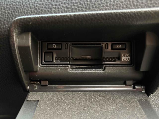 クラウンクロスオーバー Gアドバンスド・レザーパッケージ モデリスタエアロ パノラミックビュー デジタルインナーミラー 黒革レザーシート BSM シートヒーター 4WD レーンアシスト パワーシート 衝突被害軽減システム(34枚目)