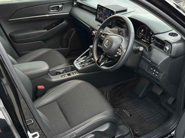 ヴェゼル ｅ：ＨＥＶ　Ｚ　ドライブレコーダー　全周囲カメラ　クリアランスソナー　オートクルーズコントロール　レーンアシスト　衝突被害軽減システム　ナビ　ＴＶ　ＬＥＤヘッドランプ　電動リアゲート　スマートキー　電動格納ミラー（32枚目）