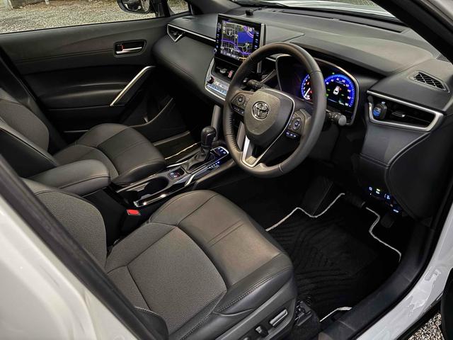 カローラクロス ハイブリッド　Ｚ　ドライブレコーダー　全周囲カメラ　オートクルーズコントロール　レーンアシスト　パワーシート　衝突被害軽減システム　ナビ　オートマチックハイビーム　オートライト　ＬＥＤヘッドランプ（22枚目）