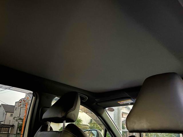 カローラクロス ハイブリッド　Ｚ　ドライブレコーダー　全周囲カメラ　オートクルーズコントロール　レーンアシスト　パワーシート　衝突被害軽減システム　ナビ　オートマチックハイビーム　オートライト　ＬＥＤヘッドランプ（29枚目）