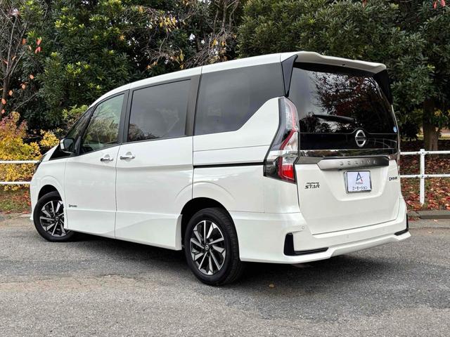 セレナ ｅ－パワー　ハイウェイスターＶ　ワンオーナー／純正１０インチナビ／プロパイロット／両側パワースライドドア／ブラインドスポットモニター／ＬＥＤヘッドライト／ドライブレコーダー／ＥＴＣ（6枚目）