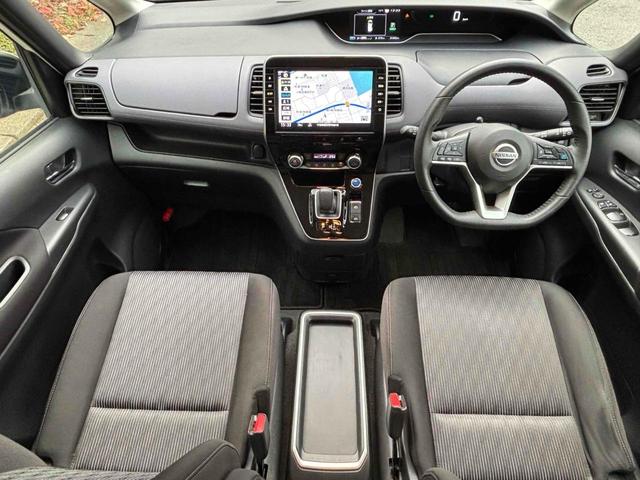 セレナ ｅ－パワー　ハイウェイスターＶ　ワンオーナー／純正１０インチナビ／プロパイロット／両側パワースライドドア／ブラインドスポットモニター／ＬＥＤヘッドライト／ドライブレコーダー／ＥＴＣ（14枚目）