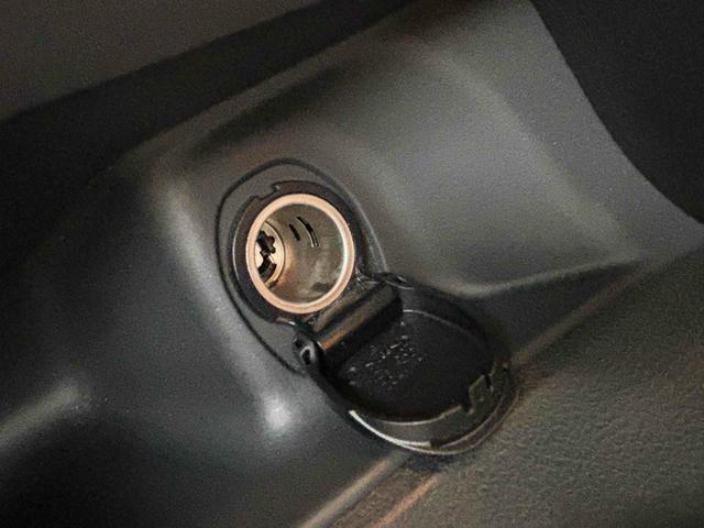 セレナ ｅ－パワー　ハイウェイスターＶ　ワンオーナー／純正１０インチナビ／プロパイロット／両側パワースライドドア／ブラインドスポットモニター／ＬＥＤヘッドライト／ドライブレコーダー／ＥＴＣ（31枚目）