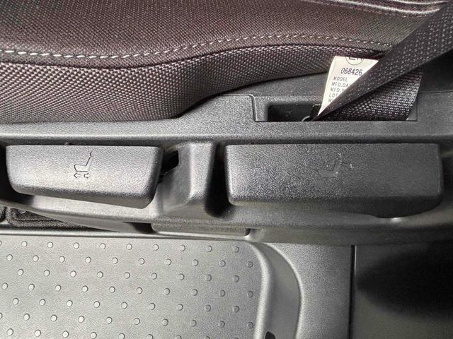 セレナ ｅ－パワー　ハイウェイスターＶ　ワンオーナー／純正１０インチナビ／プロパイロット／両側パワースライドドア／ブラインドスポットモニター／ＬＥＤヘッドライト／ドライブレコーダー／ＥＴＣ（35枚目）