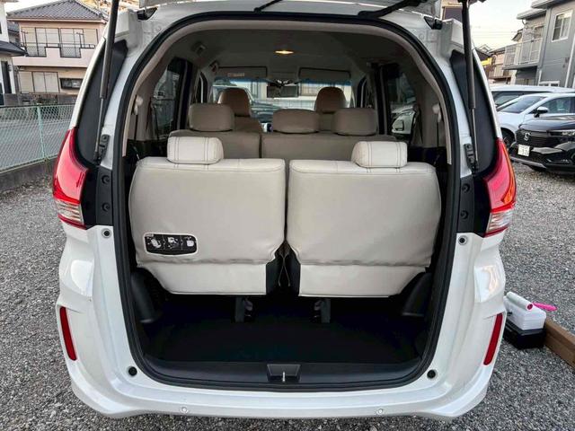 フリード G 4WD ETC バックカメラ ナビ TV オートクルーズコントロール レーンアシスト 衝突被害軽減システム 両側電動スライドドア オートライト スマートキー アイドリングストップ 電動格納ミラー(19枚目)