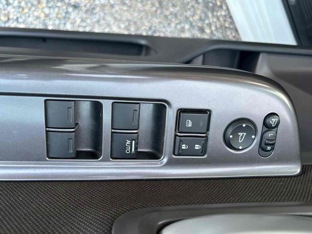 フリード G 4WD ETC バックカメラ ナビ TV オートクルーズコントロール レーンアシスト 衝突被害軽減システム 両側電動スライドドア オートライト スマートキー アイドリングストップ 電動格納ミラー(44枚目)