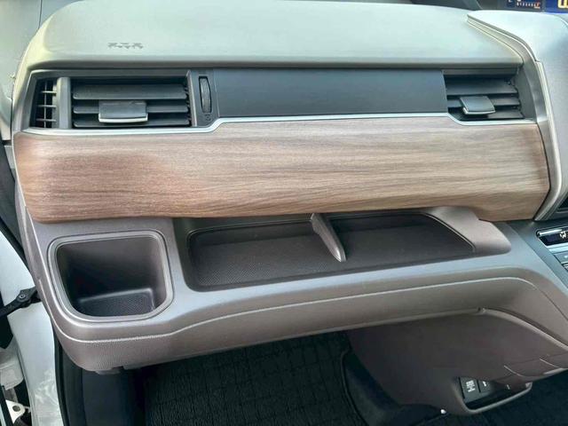 フリード G 4WD ETC バックカメラ ナビ TV オートクルーズコントロール レーンアシスト 衝突被害軽減システム 両側電動スライドドア オートライト スマートキー アイドリングストップ 電動格納ミラー(54枚目)