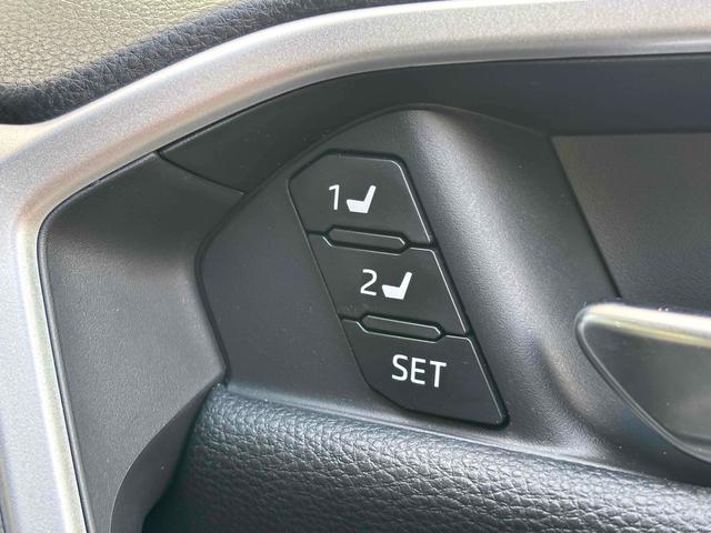 RAV4 アドベンチャー 純正10型ディスプレイオーディオ/パノラマルーフ/パノラミックビューモニター/TRDエアロ/デジタルインナーミラー/ルーフレール/パワーバックドア/トヨタセーフティセンス/ワンオーナー/寒冷地仕様(31枚目)