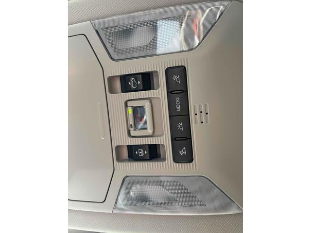 RAV4 アドベンチャー 純正10型ディスプレイオーディオ/パノラマルーフ/パノラミックビューモニター/TRDエアロ/デジタルインナーミラー/ルーフレール/パワーバックドア/トヨタセーフティセンス/ワンオーナー/寒冷地仕様(33枚目)