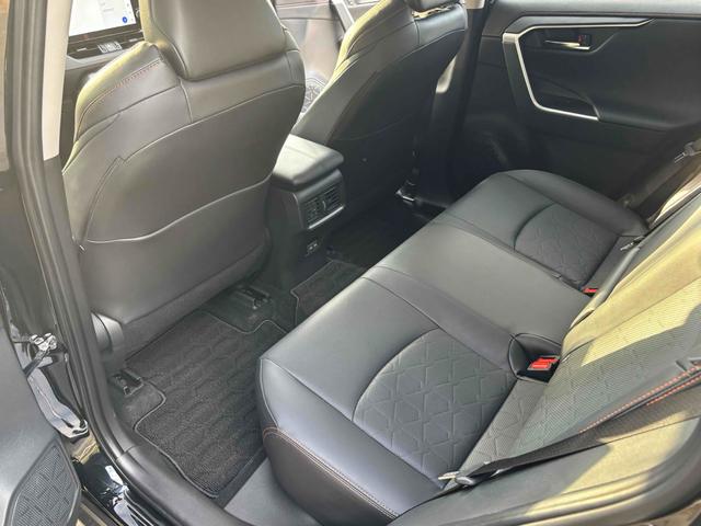 RAV4 アドベンチャー 純正10型ディスプレイオーディオ/パノラマルーフ/パノラミックビューモニター/TRDエアロ/デジタルインナーミラー/ルーフレール/パワーバックドア/トヨタセーフティセンス/ワンオーナー/寒冷地仕様(45枚目)