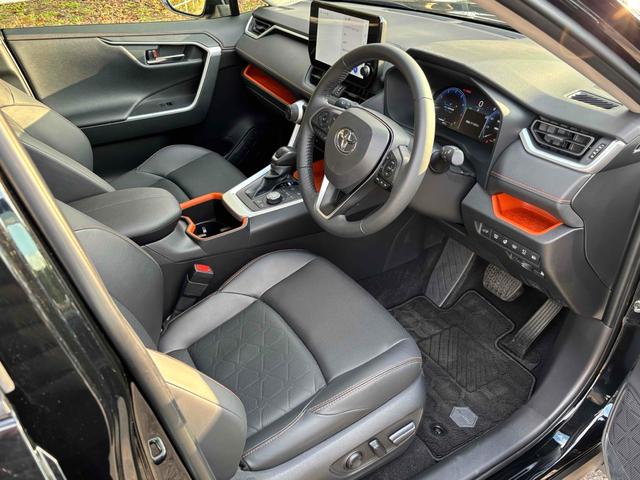 RAV4 アドベンチャー 純正10型ディスプレイオーディオ/パノラマルーフ/パノラミックビューモニター/TRDエアロ/デジタルインナーミラー/ルーフレール/パワーバックドア/トヨタセーフティセンス/ワンオーナー/寒冷地仕様(50枚目)