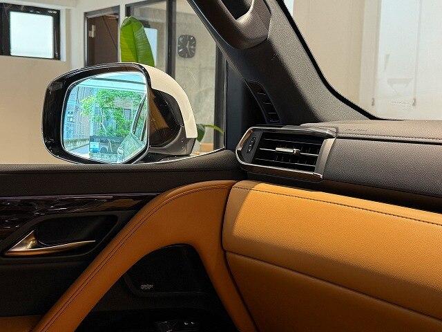 ＬＸ ＬＸ６００　４ＷＤ　マットブラックフィルム施工　フルモデルスタ　デジタルミラー　リアエンターテイメント　フロアマット　３Ｄサラウンド　シートヒーター　シートベンチレーション　ハンドルヒーター（19枚目）
