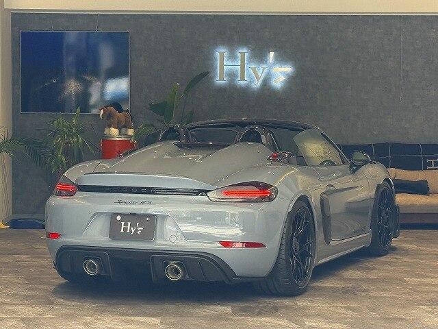 718スパイダー 718スパイダーRS  OP445 セラミックブレーキ ヴァイザッハパッケージ ヴァイザッハインテリア 20インチ718ケイマンGT4RS鍛造AW(サテンブラック塗装) フルバッケトシート フロントリフト カーボンエンジンフード(6枚目)