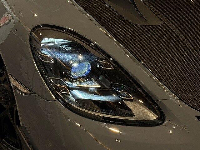 718スパイダー 718スパイダーRS  OP445 セラミックブレーキ ヴァイザッハパッケージ ヴァイザッハインテリア 20インチ718ケイマンGT4RS鍛造AW(サテンブラック塗装) フルバッケトシート フロントリフト カーボンエンジンフード(8枚目)