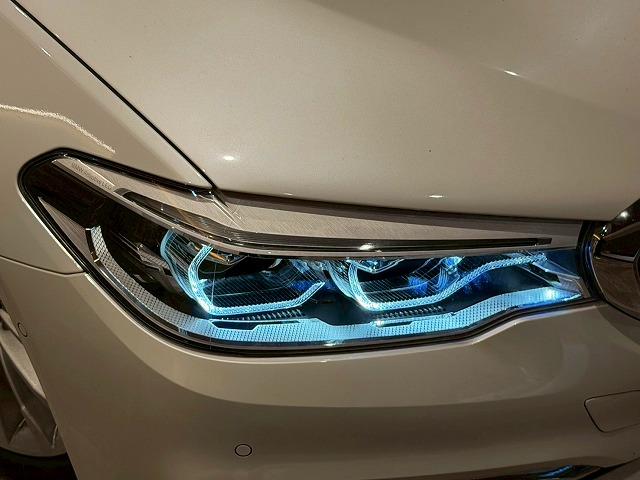 ５シリーズ ５２３ｄ　ラグジュアリー　ブラックレザー　ヘッドアップディスプレイ　アクティブクルーズコントロール　シートヒーター　全方位カメラ　ロゴプロジェクター　電動トランク（8枚目）