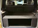 Ｇ６３　４ＷＤ　特別オーダー車　Ｍａｎｕｆａｋｔｕｒプログラム／ＡＭＧナイトパッケージ／デザートサンド／ナッパレザーライムグリーン／リラクゼーション機能／ボディ同色スペアタイヤリング／２２インチｆｏｒｅｄｗｈｅｅｌｓ／ルーフブラック（23枚目）
