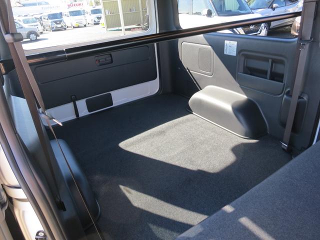 ハイエースバン スーパーGL ダークプライム 車線逸脱システム・クリアランスソナー・パーキングサポートシステム・両側電動ドア・オートマチックハイビーム・排ガス浄化装置(24枚目)