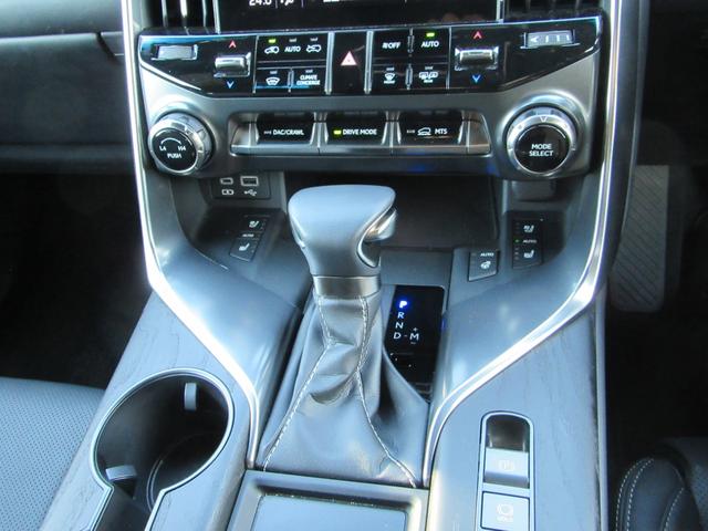 ＬＸ ＬＸ６００　オフロード　マークレビンソン／サンルーフ／衝突軽減ブレーキ／クールボックス／純正ナビ／全方位カメラ／セミニアリン本革シート／３眼ＬＥＤヘッドライト／ヘッドアップディスプレイ（46枚目）