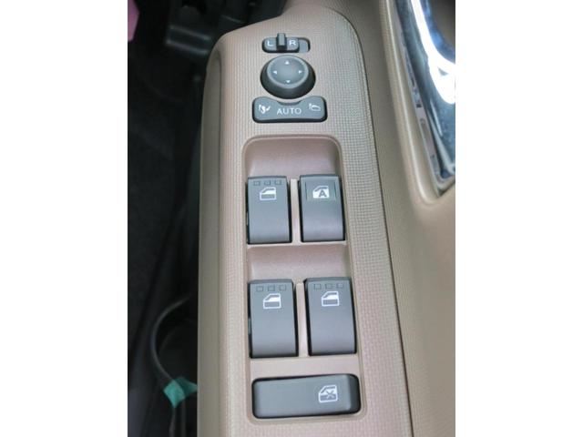 ムーヴキャンバス セオリーＧ　届出済未使用車／衝突軽減ブレーキ／両側パワースライドドア／ＬＥＤヘッドライト／スマートキー／プッシュスタート／シートヒーター／オートライト／電動パーキング／保温機能付きカップホルダー／コーナーセンサー（51枚目）