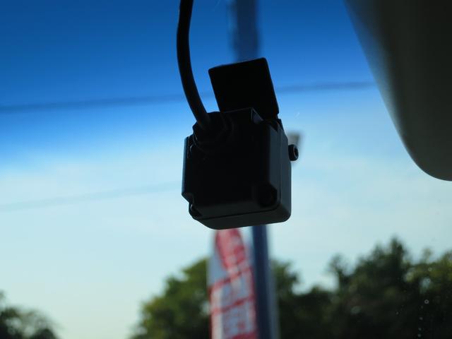 タント カスタムRS 両側電動スライドドア・AM・FM・Bluetooth・TV・バックカメラ・衝突軽減ブレーキ・ETC(9枚目)