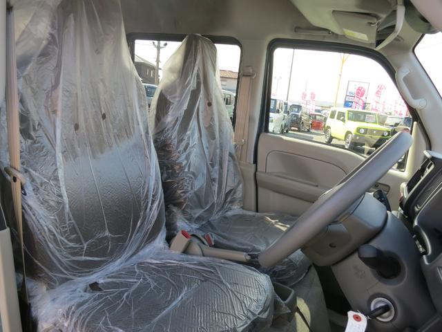 エブリイ PAリミテッド 届出済未使用車 スズキセーフティサポートデュアルカメラブレ-キサポ-ト 前後誤発進制御機能 車線逸脱警報機能 ハイビームアシスト(31枚目)