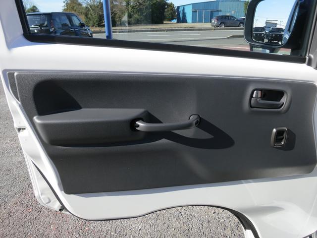 キャリイトラック KCエアコン・パワステ 届出済未使用車/衝突被害軽減ブレーキ/オートマ/4WD/エアコン/パワステ/リア障害物センサー/スピーカー付きラジオ(26枚目)