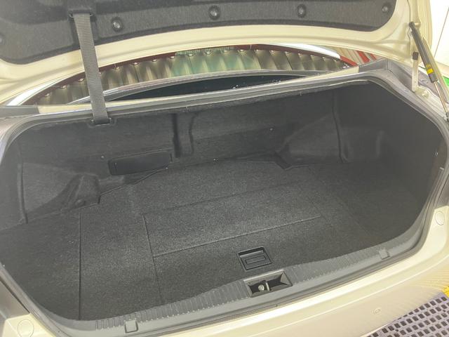 クラウンマジェスタ Ｆバージョン　サンルーフ　本革　ＢＢＳ２０インチアルミ　ＲＳＲ車高調　ナビフルセグＴＶ　Ｂカメラ　Ｂｌｕｅｔｏｏｔｈ　ブラインドスポットモニター　ＥＴＣ　ＧＰＳレーダー　シートヒータークーラー　ソナー　ＬＥＤライト（60枚目）