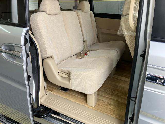 ステップワゴン Ｇ　スタイルエディション　両側電動スライドドア　フローリングフロア　純正ナビ　Ｂカメラ　ＥＴＣ　キーレス　社外１６インチアルミ　オートＡＣ　ＨＩＤヘッドライト　ドアバイザー　ウインカーミラー　タイミングチェーン（44枚目）
