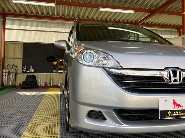 ステップワゴン Ｇ　スタイルエディション　両側電動スライドドア　フローリングフロア　純正ナビ　Ｂカメラ　ＥＴＣ　キーレス　社外１６インチアルミ　オートＡＣ　ＨＩＤヘッドライト　ドアバイザー　ウインカーミラー　タイミングチェーン（68枚目）