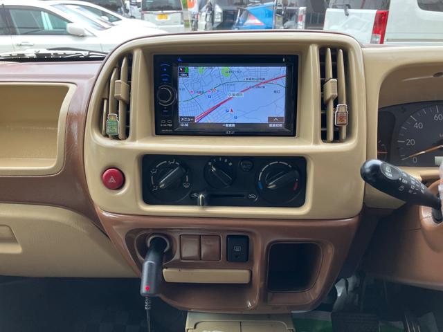 エブリイ ＰＡ　ハイルーフ　バス仕様　シートカバー　社外ナビＴＶ　Ｂｌｕｅｔｏｏｔｈ　ＥＴＣ　ルームミラー型ドラレコ　社外ウッドハンドル　フルエアロ　ＨＩＤヘッドライト　ルーフキャリア　タイミングチェーン（23枚目）