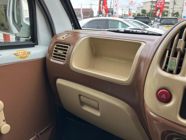 エブリイ ＰＡ　ハイルーフ　バス仕様　シートカバー　社外ナビＴＶ　Ｂｌｕｅｔｏｏｔｈ　ＥＴＣ　ルームミラー型ドラレコ　社外ウッドハンドル　フルエアロ　ＨＩＤヘッドライト　ルーフキャリア　タイミングチェーン（30枚目）
