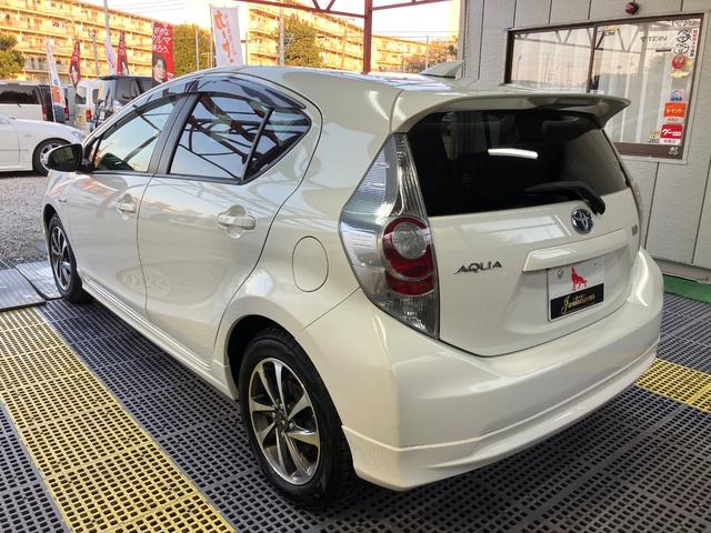 アクア Ｇ　モデリスタエアロ　モデリスタアルミ　純正ナビ　フルセグＴＶ　Ｂカメラ　Ｂｌｕｅｔｏｏｔｈ　ＥＴＣ　スマートキー　Ｐスタート　シートヒーター　オートライト　オートＡＣ　ドアバイザー　タイミングチェーン（6枚目）