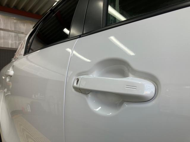 アクア Ｇ　モデリスタエアロ　モデリスタアルミ　純正ナビ　フルセグＴＶ　Ｂカメラ　Ｂｌｕｅｔｏｏｔｈ　ＥＴＣ　スマートキー　Ｐスタート　シートヒーター　オートライト　オートＡＣ　ドアバイザー　タイミングチェーン（17枚目）