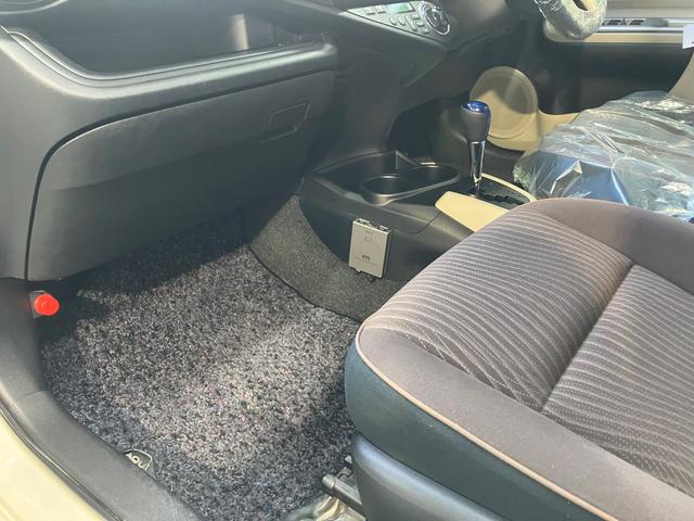 アクア Ｇ　モデリスタエアロ　モデリスタアルミ　純正ナビ　フルセグＴＶ　Ｂカメラ　Ｂｌｕｅｔｏｏｔｈ　ＥＴＣ　スマートキー　Ｐスタート　シートヒーター　オートライト　オートＡＣ　ドアバイザー　タイミングチェーン（24枚目）