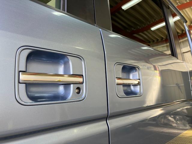 エブリイワゴン ＰＺターボスペシャル　後期型　両側電動スライドドア　オートステップ　ナビフルセグＴＶ　Ｂｌｕｅｔｏｏｔｈ　センタースピーカー　キーレス　オートＡＣ　ＨＩＤヘッドライト　ドアバイザーフォグランプ純正アルミ　タイミングチェーン（17枚目）