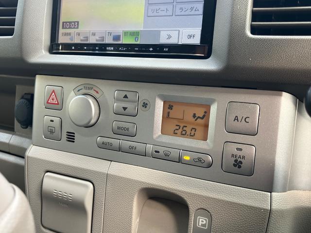 エブリイワゴン ＰＺターボスペシャル　後期型　両側電動スライドドア　オートステップ　ナビフルセグＴＶ　Ｂｌｕｅｔｏｏｔｈ　センタースピーカー　キーレス　オートＡＣ　ＨＩＤヘッドライト　ドアバイザーフォグランプ純正アルミ　タイミングチェーン（28枚目）