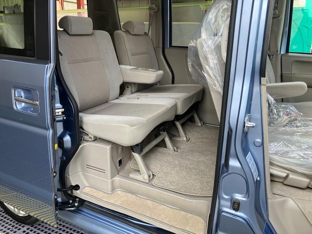 エブリイワゴン ＰＺターボスペシャル　後期型　両側電動スライドドア　オートステップ　ナビフルセグＴＶ　Ｂｌｕｅｔｏｏｔｈ　センタースピーカー　キーレス　オートＡＣ　ＨＩＤヘッドライト　ドアバイザーフォグランプ純正アルミ　タイミングチェーン（41枚目）