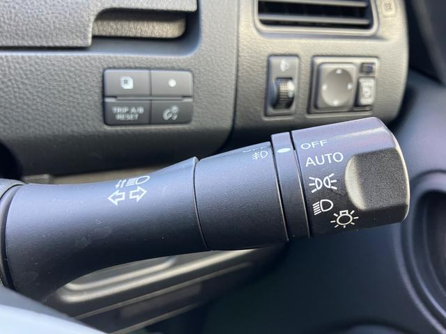 セレナ ２０Ｘ　Ｓ－ハイブリッド　片側電動スライドドア　純正ナビ　フルセグＴＶ　Ｂカメラ　Ｂｌｕｅｔｏｏｔｈ　スマートキー　Ｐスタート　オートライト　オートＡＣ　クルーズコントロール　ＨＩＤライト　フォグランプ　タイミングチェーン（39枚目）