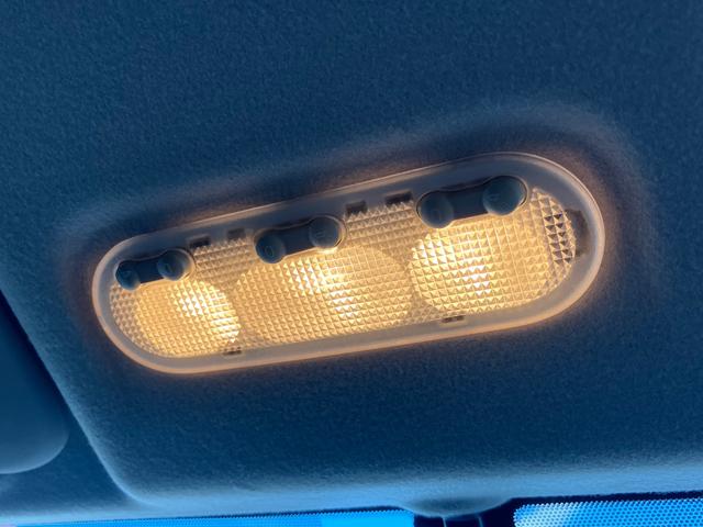 セレナ ２０Ｘ　Ｓ－ハイブリッド　片側電動スライドドア　純正ナビ　フルセグＴＶ　Ｂカメラ　Ｂｌｕｅｔｏｏｔｈ　スマートキー　Ｐスタート　オートライト　オートＡＣ　クルーズコントロール　ＨＩＤライト　フォグランプ　タイミングチェーン（43枚目）