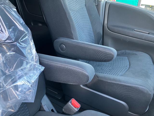 セレナ ２０Ｘ　Ｓ－ハイブリッド　片側電動スライドドア　純正ナビ　フルセグＴＶ　Ｂカメラ　Ｂｌｕｅｔｏｏｔｈ　スマートキー　Ｐスタート　オートライト　オートＡＣ　クルーズコントロール　ＨＩＤライト　フォグランプ　タイミングチェーン（46枚目）