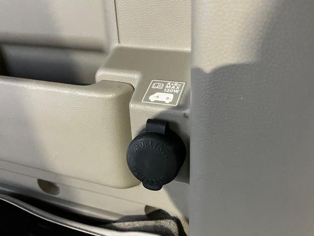 エブリイワゴン ＰＺターボスペシャル　ハイルーフ　両側電動スライドドア　オートステップ　ナビフルセグＴＶ　Ｂカメラ　Ｂｌｕｅｔｏｏｔｈ　ＥＴＣ　シートカバー　キーレス　オートＡＣ　社外ピアノブラックパネル　ウッドハンドル　ＨＩＤライト（48枚目）