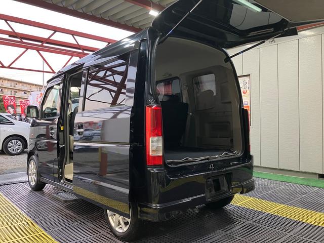 エブリイワゴン ＰＺターボスペシャル　ハイルーフ　両側電動スライドドア　オートステップ　ナビフルセグＴＶ　Ｂカメラ　Ｂｌｕｅｔｏｏｔｈ　ＥＴＣ　シートカバー　キーレス　オートＡＣ　社外ピアノブラックパネル　ウッドハンドル　ＨＩＤライト（50枚目）