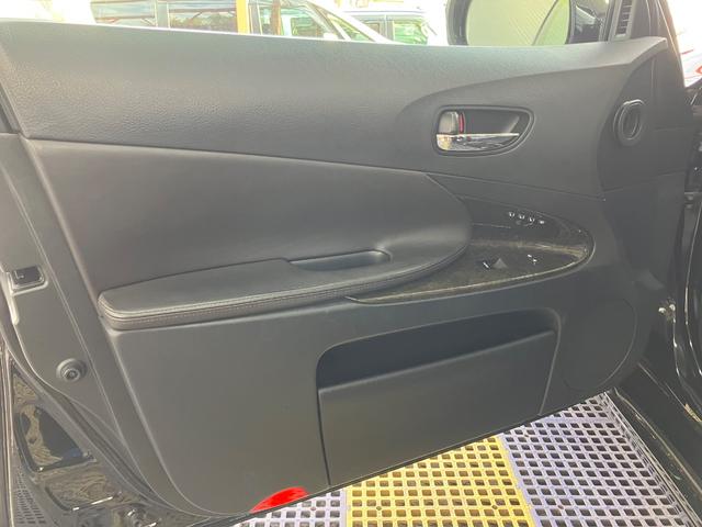 ＧＳ ＧＳ３５０　バージョンＩ　サンルーフ　本革シート　ＴＥＩＮ車高調　ＷＯＲＫ２０インチＡＷ　社外エアロ　社外ループマフラー　社外スリットローター　純正ナビＢカメラＥＴＣ　ベンチレーション＆シートヒーター　ＨＩＤライトＬＥＤフォグ（22枚目）