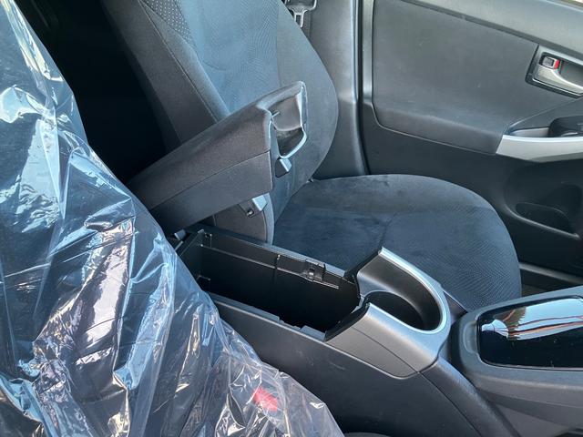 プリウス Ｓツーリングセレクション　後期型　ワンオーナー　モデリスタエアロ　純正ナビ　フルセグＴＶ　Ｂカメラ　Ｂｌｕｅｔｏｏｔｈ　ＥＴＣ　ＬＥＤヘッドライト　スマートキー　Ｐスタート　オートライト　ウインカーミラー　タイミングチェーン（46枚目）