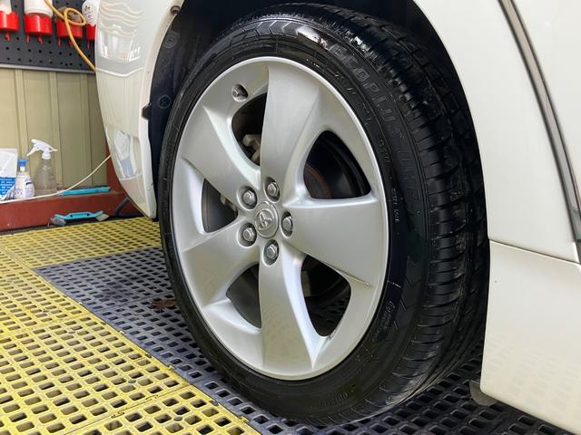 プリウス Ｓツーリングセレクション　後期型　ワンオーナー　モデリスタエアロ　純正ナビ　フルセグＴＶ　Ｂカメラ　Ｂｌｕｅｔｏｏｔｈ　ＥＴＣ　ＬＥＤヘッドライト　スマートキー　Ｐスタート　オートライト　ウインカーミラー　タイミングチェーン（66枚目）