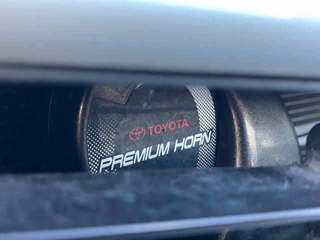 プリウス Ｓツーリングセレクション　後期型　ワンオーナー　モデリスタエアロ　純正ナビ　フルセグＴＶ　Ｂカメラ　Ｂｌｕｅｔｏｏｔｈ　ＥＴＣ　ＬＥＤヘッドライト　スマートキー　Ｐスタート　オートライト　ウインカーミラー　タイミングチェーン（78枚目）