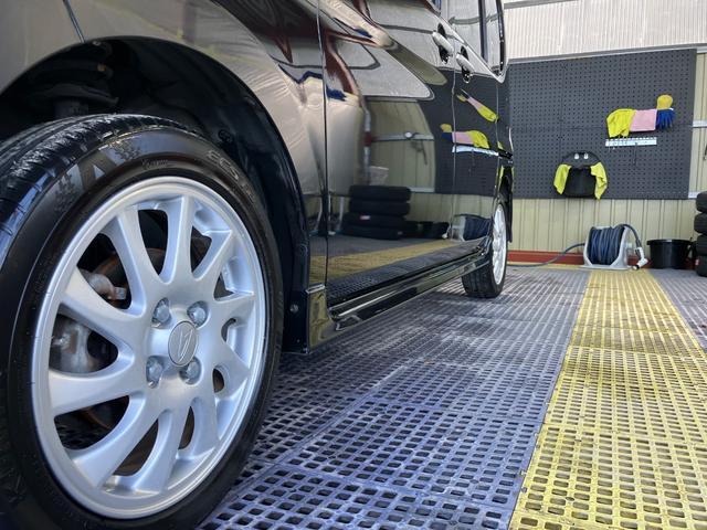 タント カスタムＲＳ　ターボ　片側電動スライドドア　モモステ　スマートキー　オートＡＣ　盗難防止システム　ウインカーミラー　ＨＩＤヘッドライト　フォグランプ　１５インチアルミ　ドアバイザー　タイミングチェーン（15枚目）