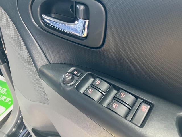 タント カスタムＲＳ　ターボ　片側電動スライドドア　モモステ　スマートキー　オートＡＣ　盗難防止システム　ウインカーミラー　ＨＩＤヘッドライト　フォグランプ　１５インチアルミ　ドアバイザー　タイミングチェーン（25枚目）